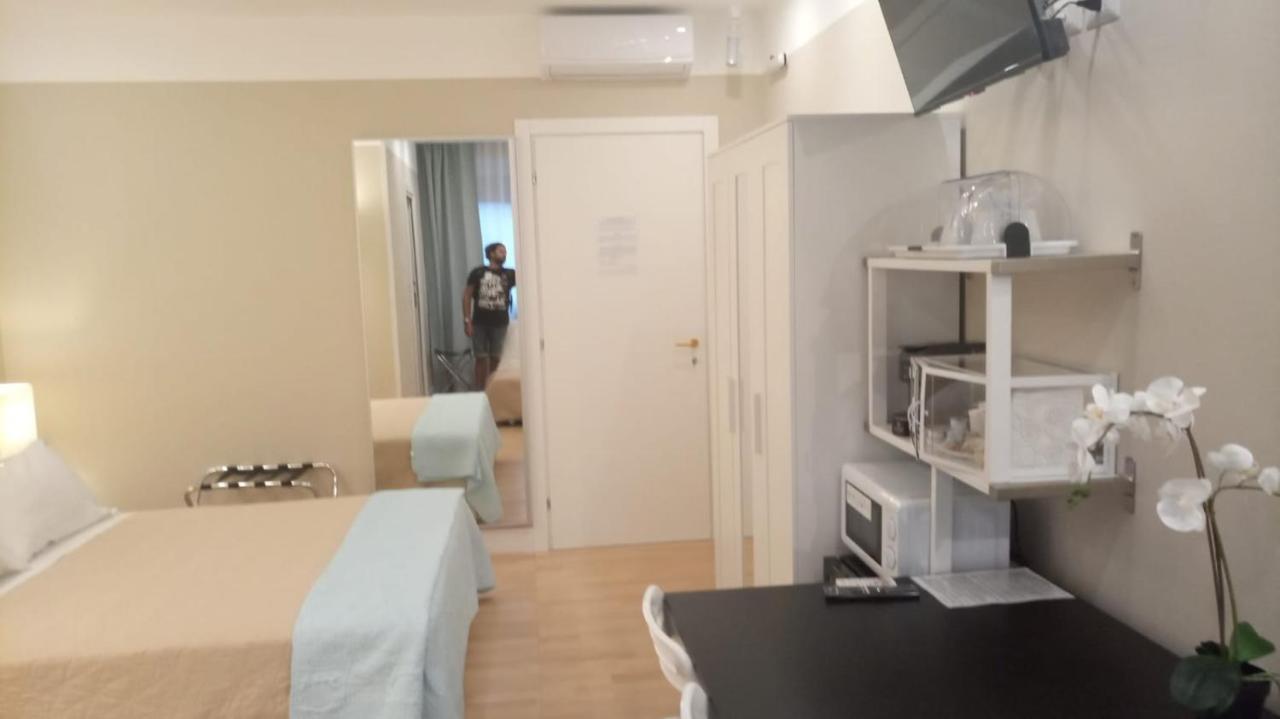 Pescara Centro Luxury Suite II Deluxe Rooms מראה חיצוני תמונה