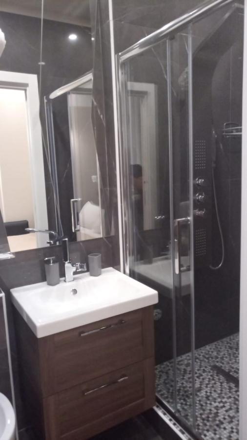 Pescara Centro Luxury Suite II Deluxe Rooms מראה חיצוני תמונה