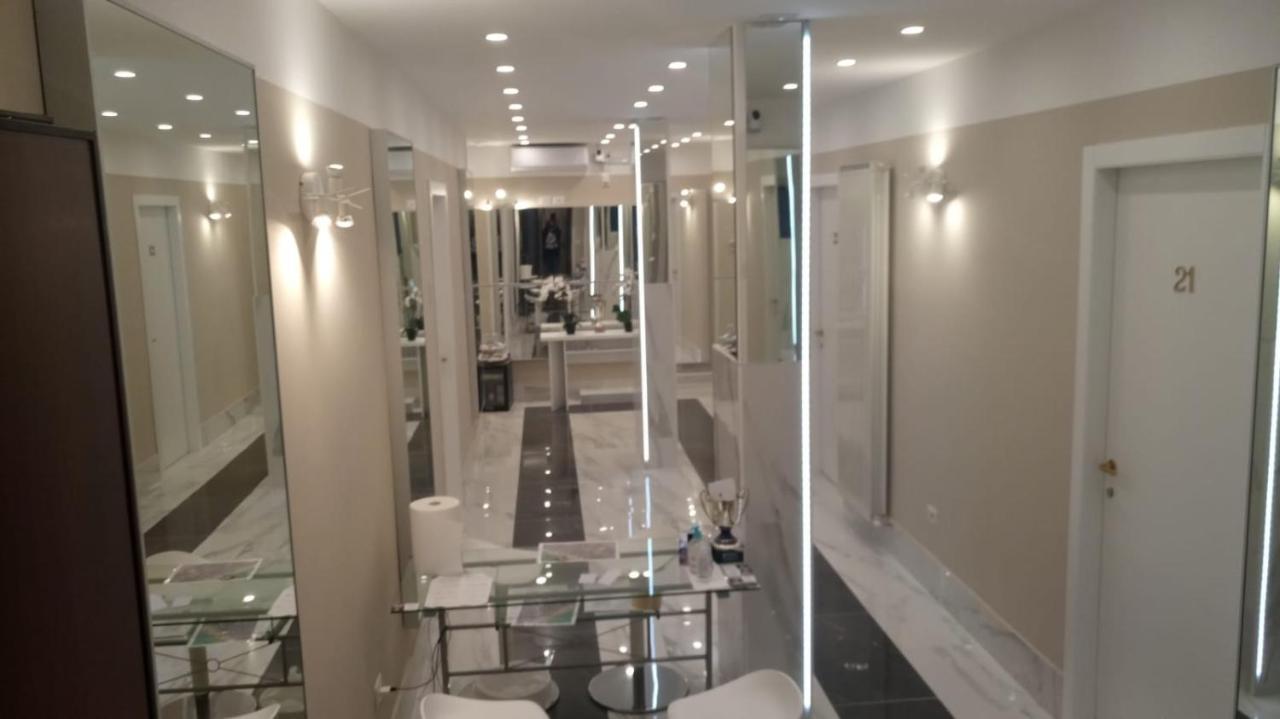 Pescara Centro Luxury Suite II Deluxe Rooms מראה חיצוני תמונה