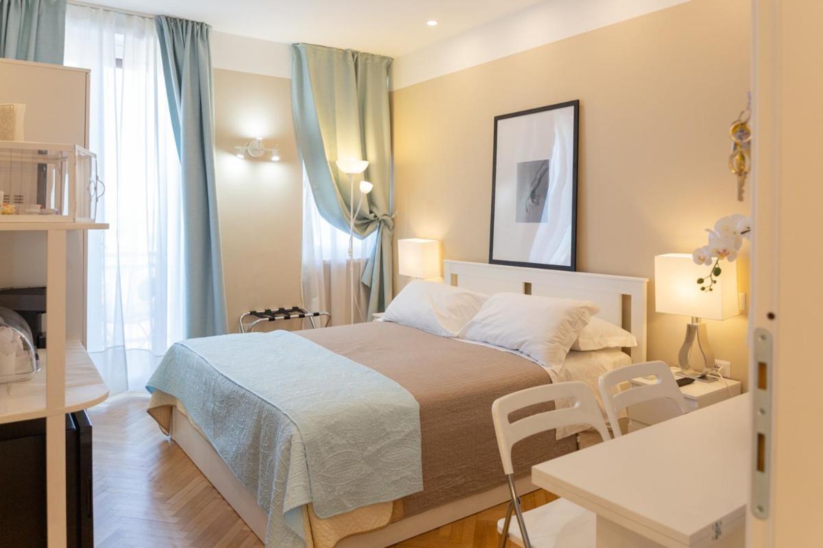 Pescara Centro Luxury Suite II Deluxe Rooms מראה חיצוני תמונה
