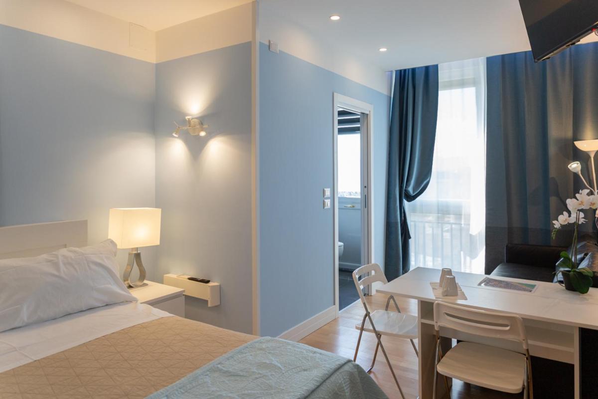 Pescara Centro Luxury Suite II Deluxe Rooms מראה חיצוני תמונה