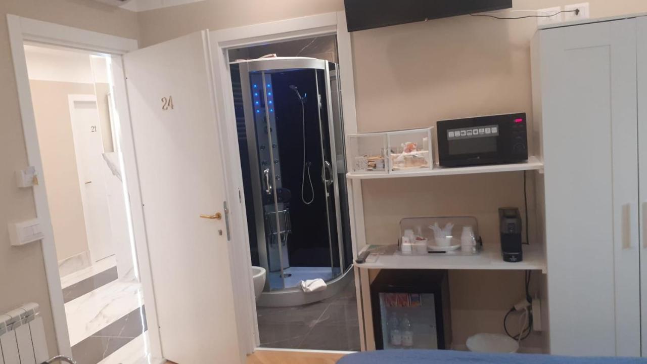 Pescara Centro Luxury Suite II Deluxe Rooms מראה חיצוני תמונה