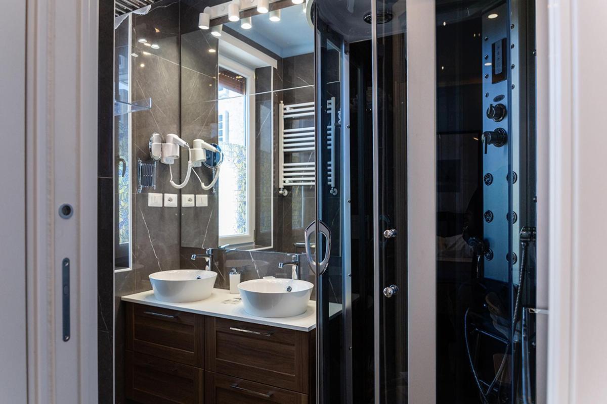 Pescara Centro Luxury Suite II Deluxe Rooms מראה חיצוני תמונה