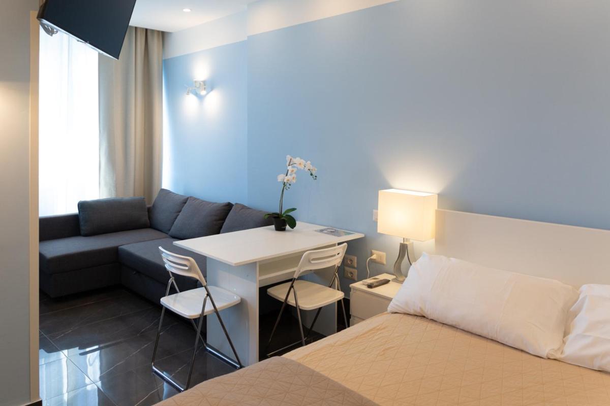 Pescara Centro Luxury Suite II Deluxe Rooms מראה חיצוני תמונה